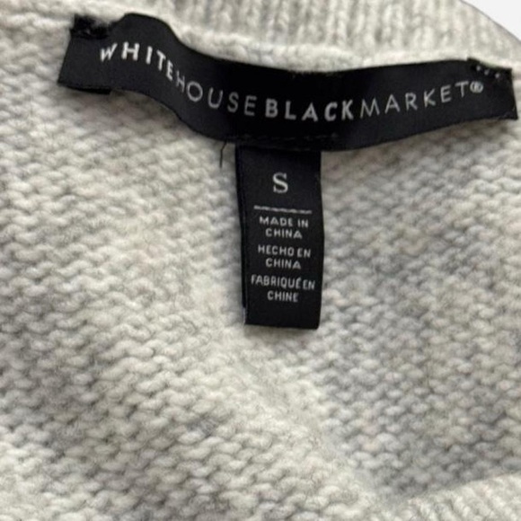 WHBM Embellished Rhinestone V-Neck Sweater Grey Sz Small - Picture 5 of 5